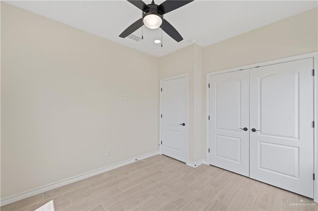 8030 N 50th Lane, Mcallen, TX 78504