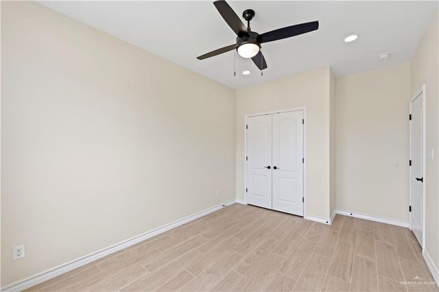 8030 N 50th Lane, Mcallen, TX 78504