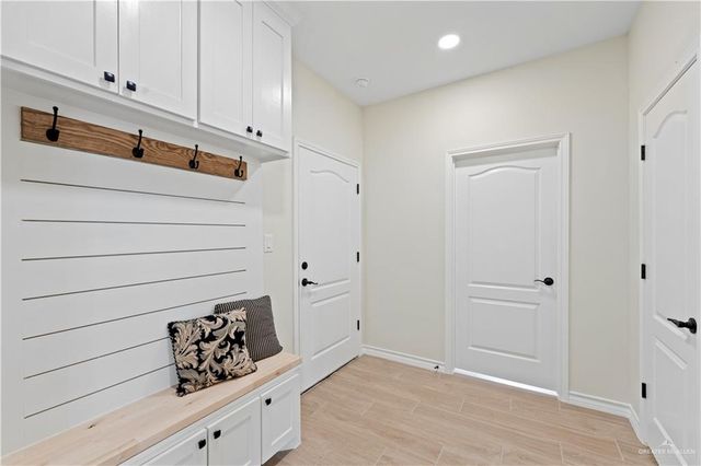 8030 N 50th Lane, Mcallen, TX 78504