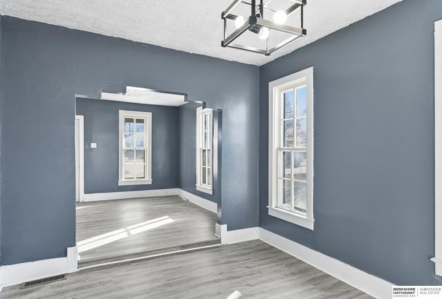 125 N Maple Street, Fremont, NE 68025