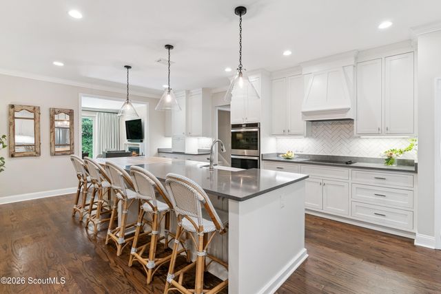218 St James Avenue, St. Simons Island, GA 31522