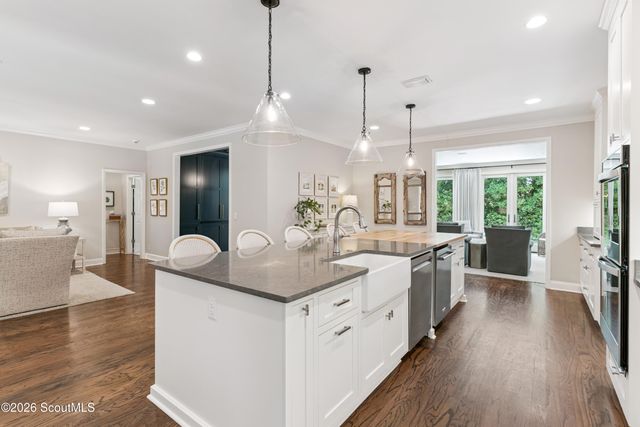 218 St James Avenue, St. Simons Island, GA 31522