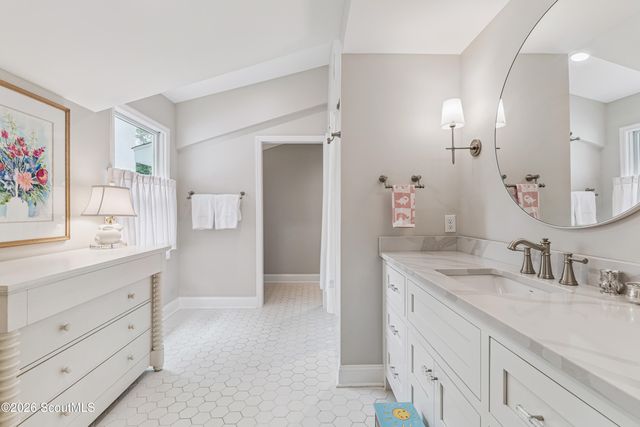 218 St James Avenue, St. Simons Island, GA 31522