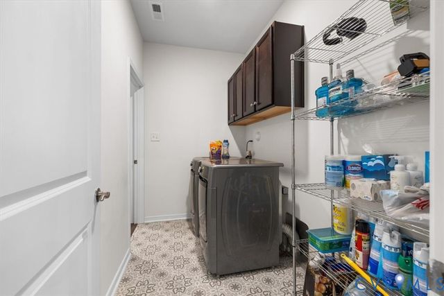 10137 Cameron Ridge Dr, Ashland, VA 23005