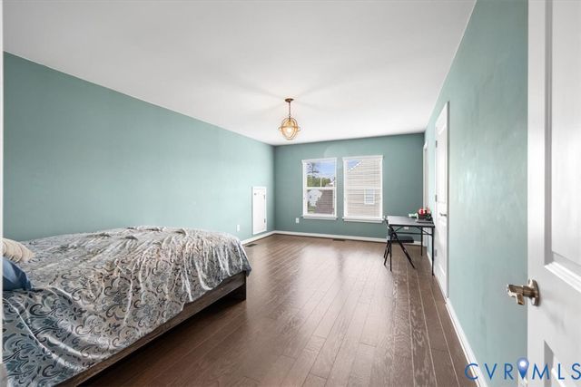 10137 Cameron Ridge Dr, Ashland, VA 23005