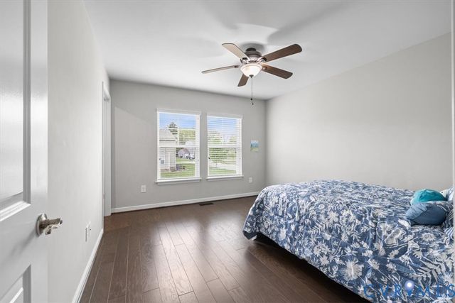 10137 Cameron Ridge Dr, Ashland, VA 23005