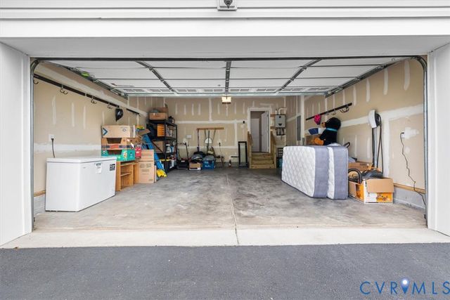10137 Cameron Ridge Dr, Ashland, VA 23005