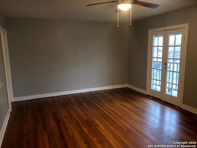 726 E Grayson St Apt 4, San Antonio, TX 78208