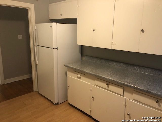 726 E Grayson St Apt 4, San Antonio, TX 78208