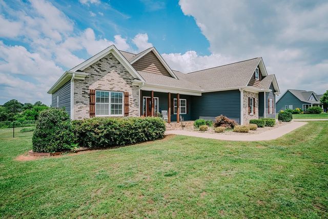 139 N Stallion Drive, Cowpens, SC 29330