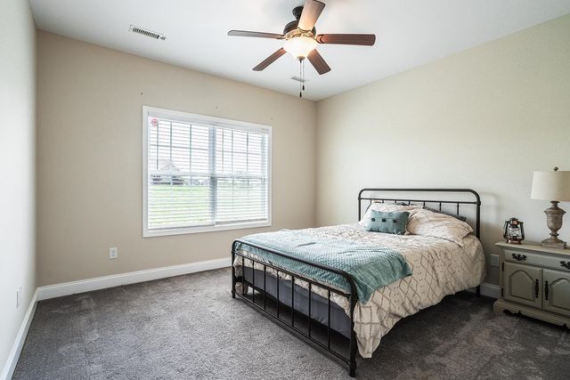 139 N Stallion Drive, Cowpens, SC 29330