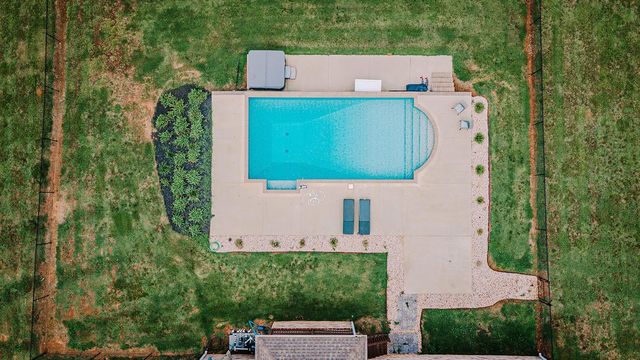 139 N Stallion Drive, Cowpens, SC 29330