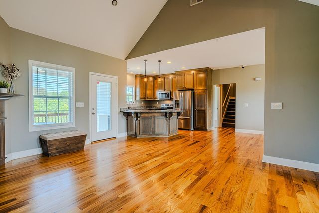 139 N Stallion Drive, Cowpens, SC 29330