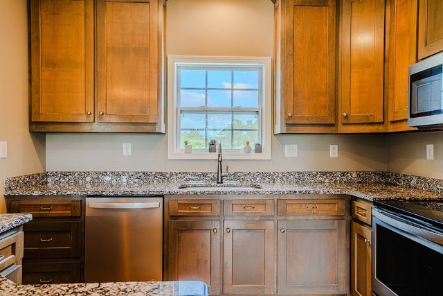 139 N Stallion Drive, Cowpens, SC 29330