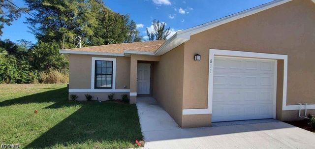 811 SE 24th AVE, Cape Coral, FL 33990