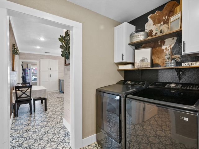 309 E 3rd Street, Maypearl, TX 76064