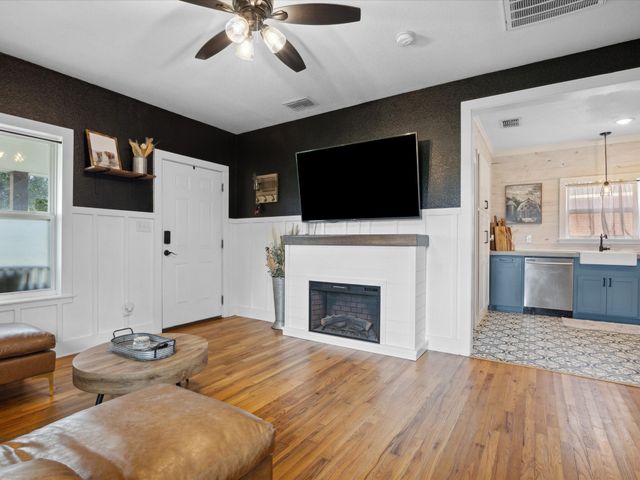 309 E 3rd Street, Maypearl, TX 76064