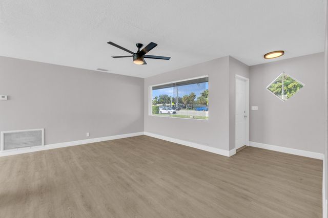 3240 Sheridan Lane 117, Hollywood, FL 33021
