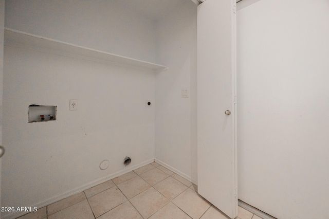 13344 W DESERT Lane, Surprise, AZ 85374
