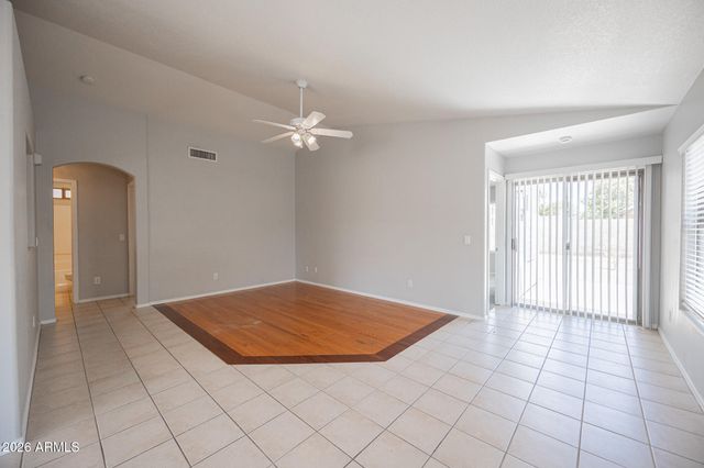 13344 W DESERT Lane, Surprise, AZ 85374