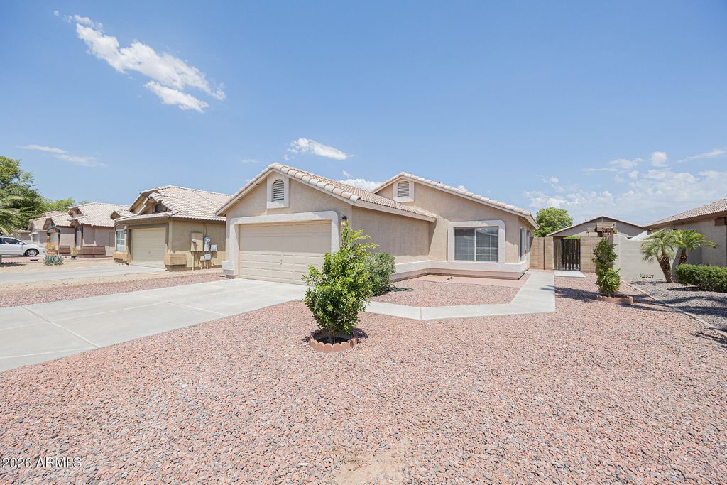 13344 W DESERT Lane, Surprise, AZ 85374