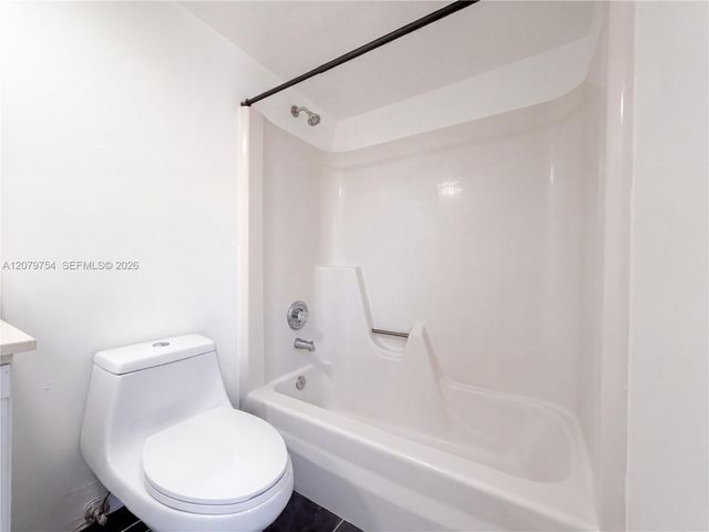 110 N Delaware Boulevard 10C, Jupiter, FL 33458
