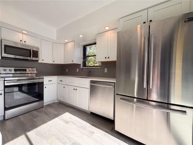 110 N Delaware Boulevard 10C, Jupiter, FL 33458