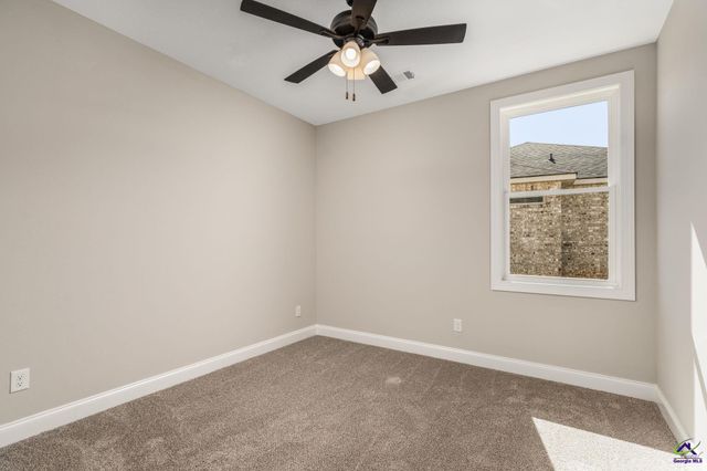 103 Hunt's Landing Drive, Kathleen, GA 31047