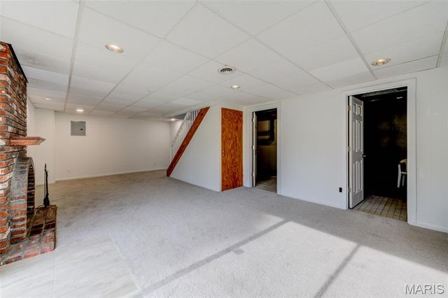 1937 Rule Avenue, Maryland Heights, MO 63043