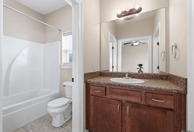 8618 Forest Glen Ave, Baton Rouge, LA 70812