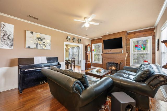 2019 Oneal Street, Greenville, TX 75401