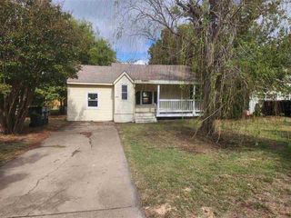 1703 NW Euclid Ave, Lawton, OK 73507