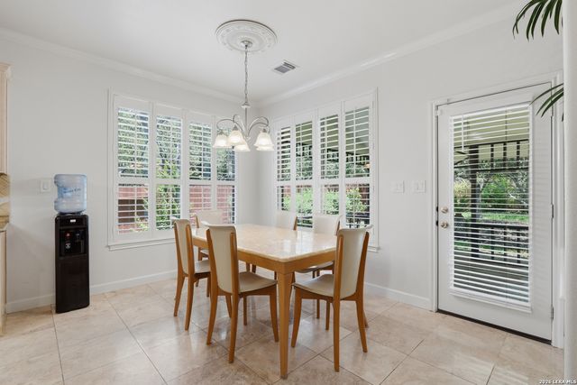 2606 Leakey, San Antonio, TX 78251