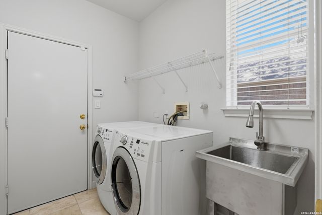 2606 Leakey, San Antonio, TX 78251