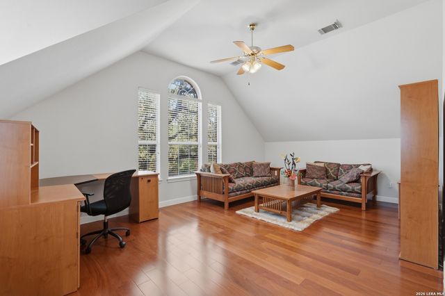 2606 Leakey, San Antonio, TX 78251