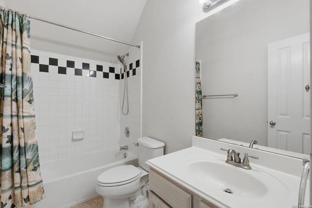 2606 Leakey, San Antonio, TX 78251