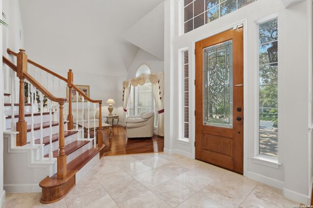 2606 Leakey, San Antonio, TX 78251