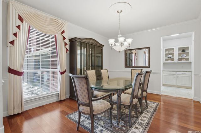 2606 Leakey, San Antonio, TX 78251