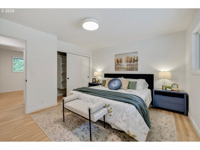 8560 Sw GAYLE Ln, Portland, OR 97225