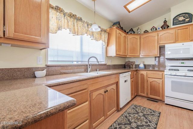 1215 Anchors Way Drive 242, Ventura, CA 93001