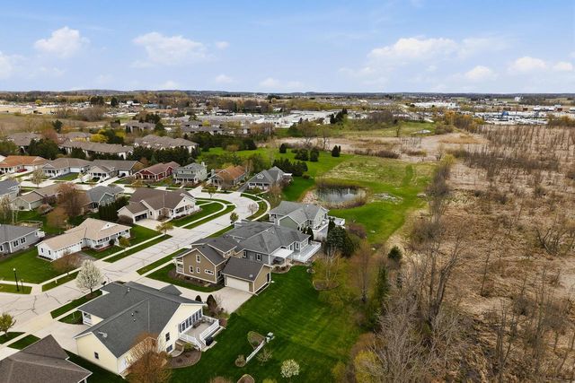 465 Pickett STREET, Plymouth, WI 53073