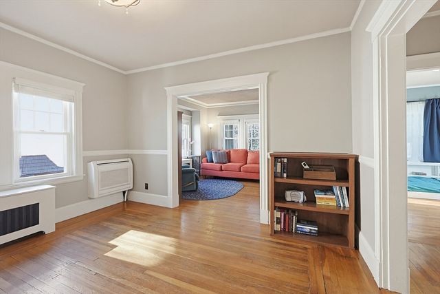 73 Taylor St, Malden, MA 02148