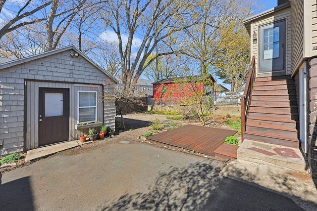 73 Taylor St, Malden, MA 02148