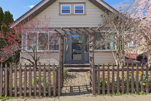 73 Taylor St, Malden, MA 02148