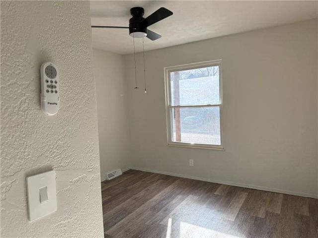103 S 22nd Street, Kansas City, KS 66102