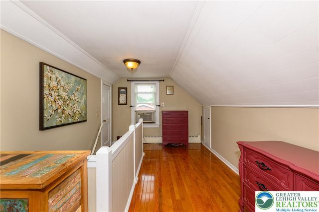 522 East Main Street, Bath Boro, PA 18014