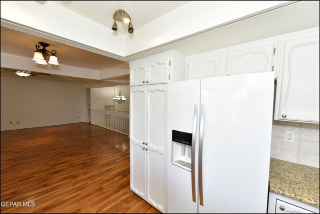 5852 MIRA SERENA Drive, El Paso, TX 79912