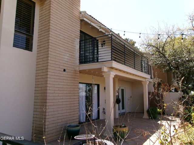 5852 MIRA SERENA Drive, El Paso, TX 79912
