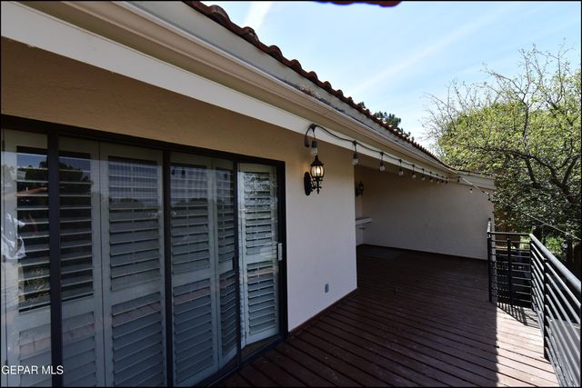 5852 MIRA SERENA Drive, El Paso, TX 79912