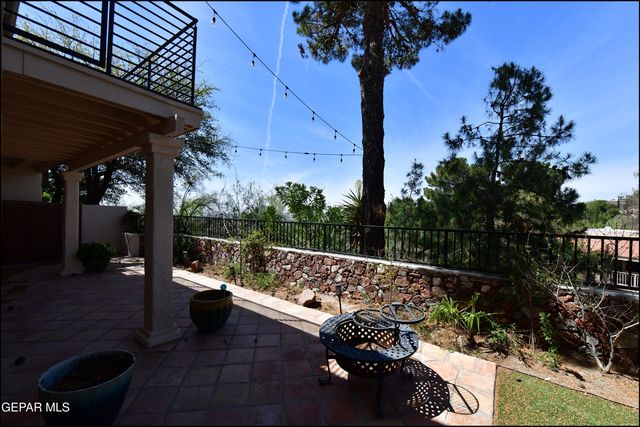5852 MIRA SERENA Drive, El Paso, TX 79912